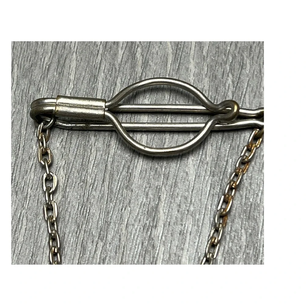 N/A vintage tie